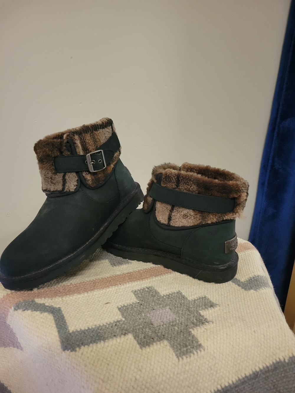 UGG Women’s Forest Green Short Boots with Brown Faux Fur Cuff